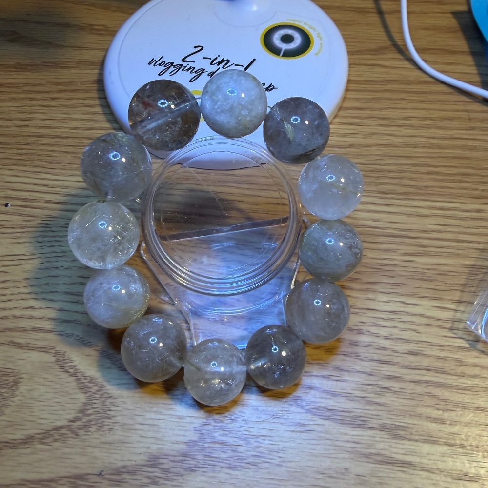 Smoky Quartz vibes’
